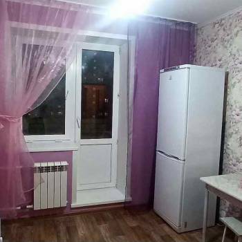 Сдается 1-комнатная квартира, 42 м²