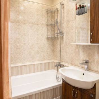 Продается 1-комнатная квартира, 49,4 м²