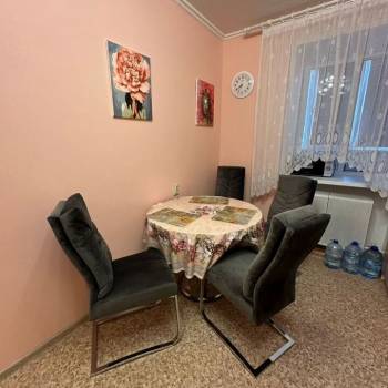 Продается 1-комнатная квартира, 43 м²
