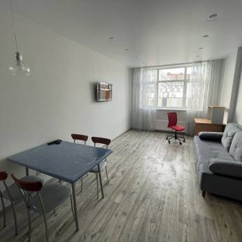 Сдается 1-комнатная квартира, 40 м²