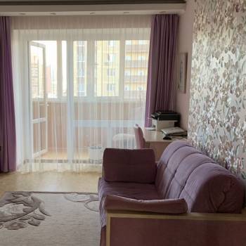 Продается Многокомнатная квартира, 114 м²