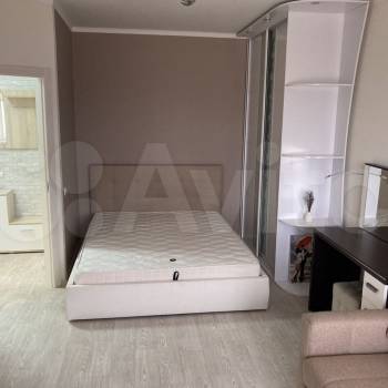 Продается 1-комнатная квартира, 37,7 м²