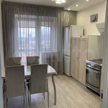 Продается 1-комнатная квартира, 37,7 м²