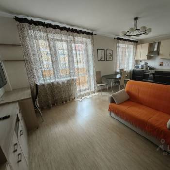 Сдается 1-комнатная квартира, 43 м²