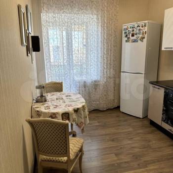 Продается 1-комнатная квартира, 39,2 м²