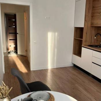 Продается 1-комнатная квартира, 50,3 м²