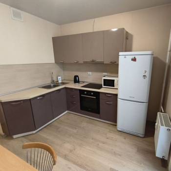 Сдается 1-комнатная квартира, 40 м²