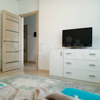 Продается 1-комнатная квартира, 30,7 м²