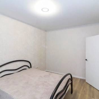 Продается 1-комнатная квартира, 40,7 м²