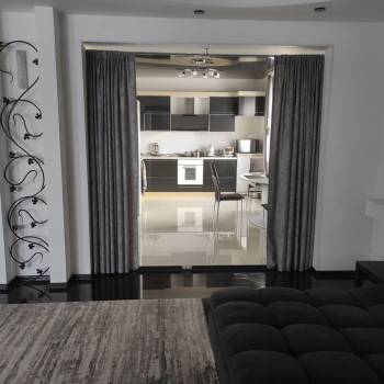 Продается Дом, 180 м²