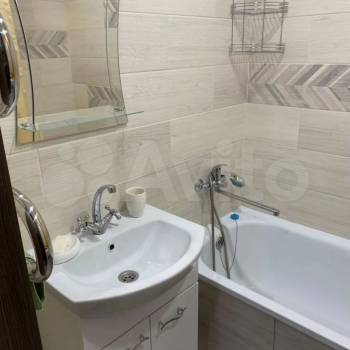 Продается 1-комнатная квартира, 37,4 м²