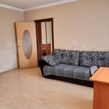 Продается 2-х комнатная квартира, 60 м²