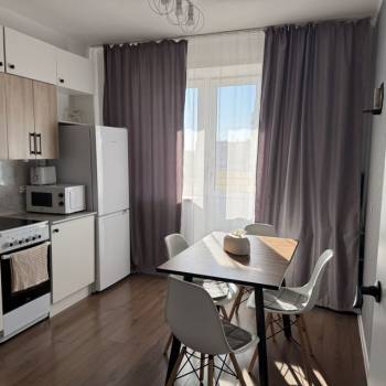Продается 1-комнатная квартира, 41 м²