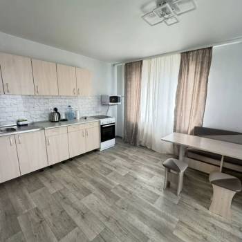 Сдается 1-комнатная квартира, 39 м²