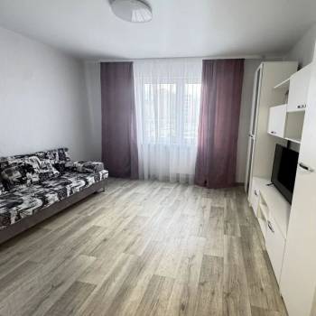 Сдается 1-комнатная квартира, 39 м²