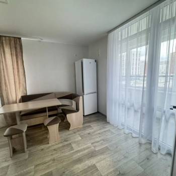 Сдается 1-комнатная квартира, 39 м²