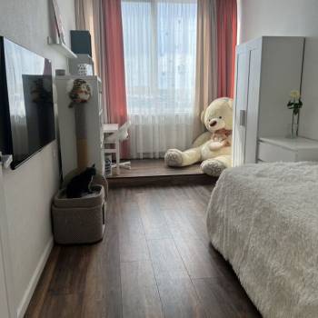 Продается Многокомнатная квартира, 120 м²