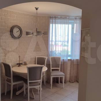 Продается Многокомнатная квартира, 110 м²