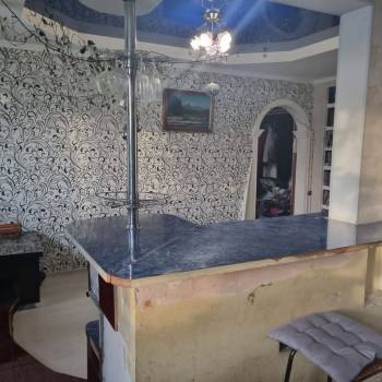 Продается Многокомнатная квартира, 80 м²