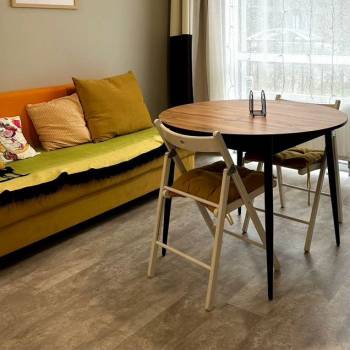 Продается 1-комнатная квартира, 42 м²