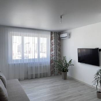 Продается 1-комнатная квартира, 36,9 м²