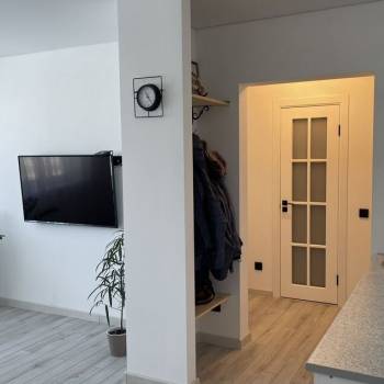 Продается 1-комнатная квартира, 36,9 м²