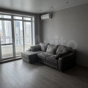 Сдается 1-комнатная квартира, 43 м²