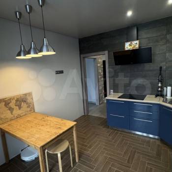 Сдается 1-комнатная квартира, 43 м²