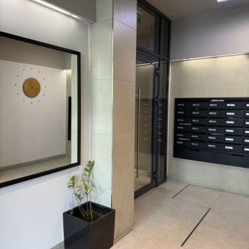 Продается 1-комнатная квартира, 35 м²