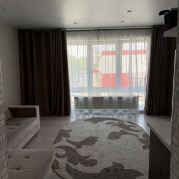 Продается 1-комнатная квартира, 35 м²