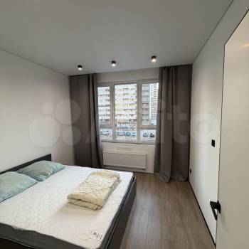 Сдается 1-комнатная квартира, 40 м²