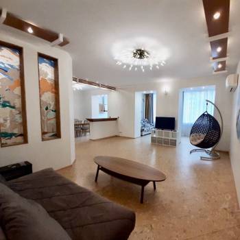 Сдается Многокомнатная квартира, 125 м²