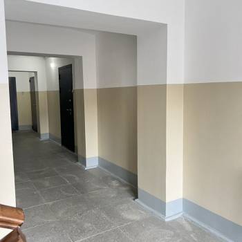 Продается 1-комнатная квартира, 77 м²