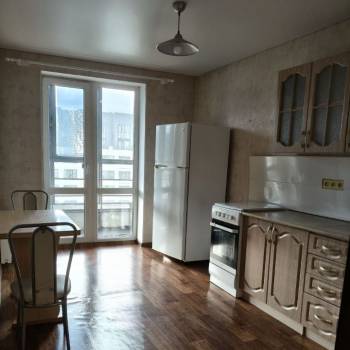 Сдается 1-комнатная квартира, 37 м²
