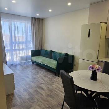 Продается 1-комнатная квартира, 38,6 м²