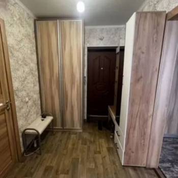 Продается 1-комнатная квартира, 43 м²