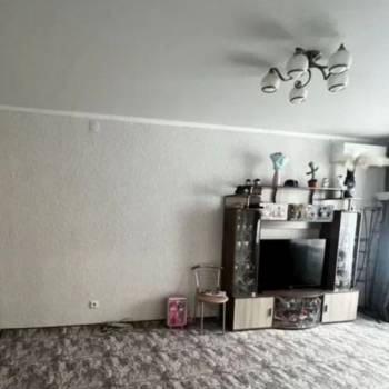 Продается 1-комнатная квартира, 43 м²