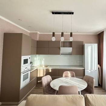Продается 1-комнатная квартира, 52,7 м²