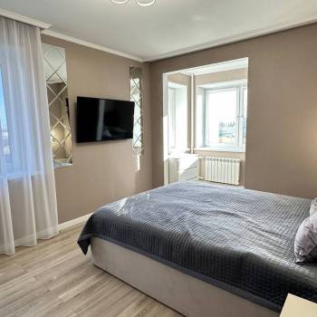 Продается 1-комнатная квартира, 52,7 м²