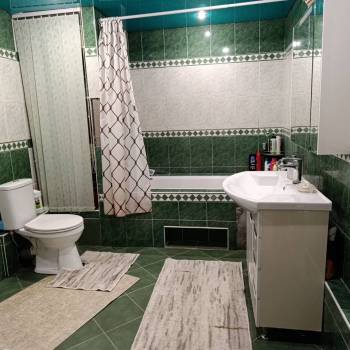 Продается Многокомнатная квартира, 111 м²