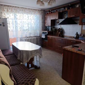 Продается Многокомнатная квартира, 111 м²