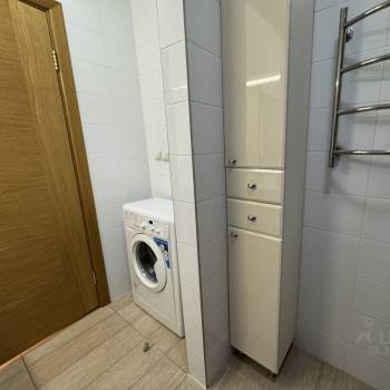 Продается 1-комнатная квартира, 30,4 м²