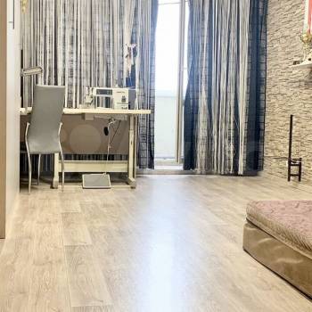Продается Многокомнатная квартира, 105 м²