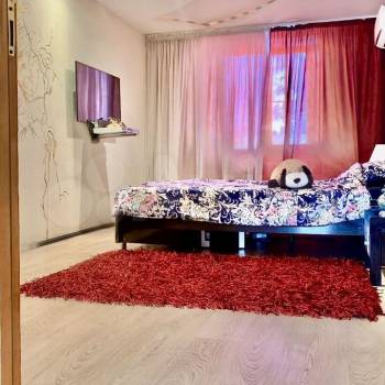 Продается Многокомнатная квартира, 105 м²