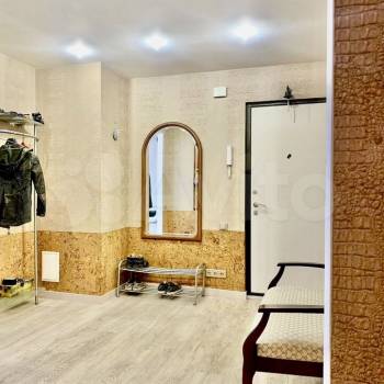 Продается Многокомнатная квартира, 105 м²