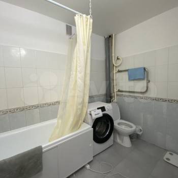 Сдается 1-комнатная квартира, 41 м²