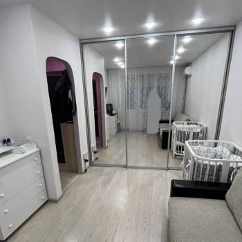 Продается 1-комнатная квартира, 27 м²