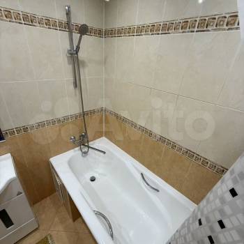 Сдается Многокомнатная квартира, 94 м²