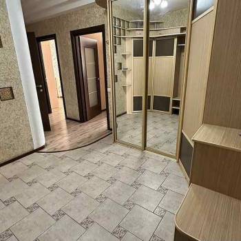 Сдается 2-х комнатная квартира, 88 м²