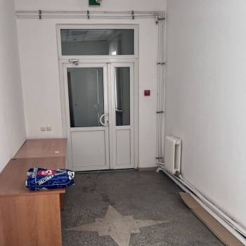 Сдается Нежилое помещение, 100 м²